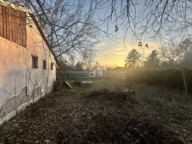 Eladó üdülő és hétvégi ház Szeged, Kiskundorozsma, Kövidinka utca 37 nm