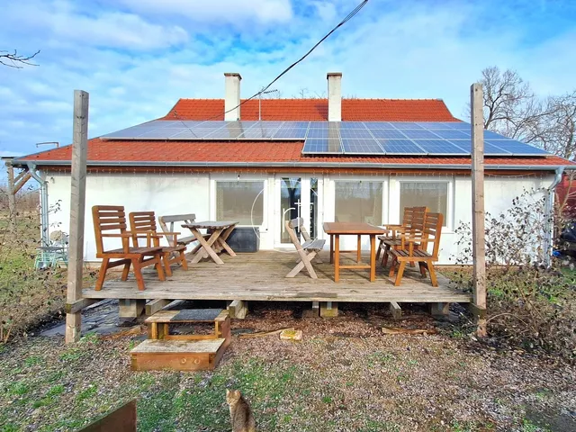 Eladó ház Szatymaz, Külterület, tanya 140 nm