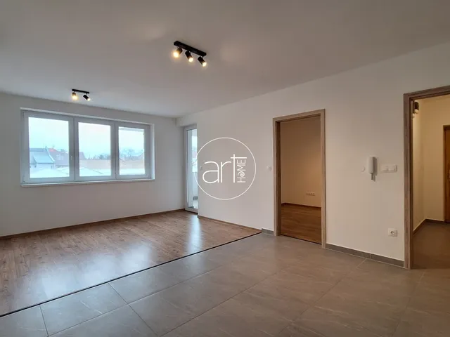 Kiadó lakás Szeged, Móraváros 53 nm