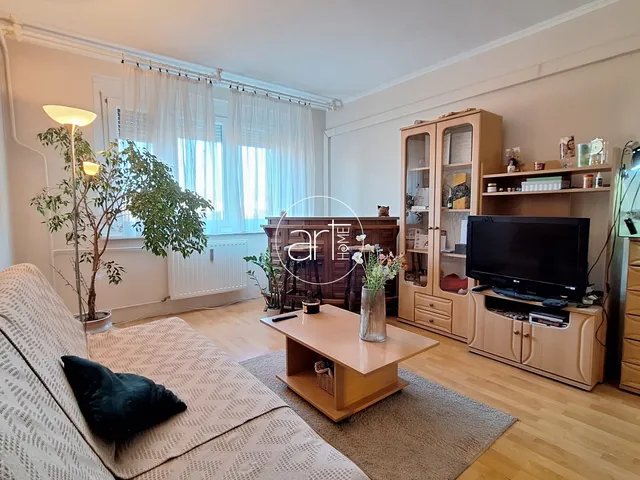 Eladó lakás Szeged, Felsőváros 72 nm