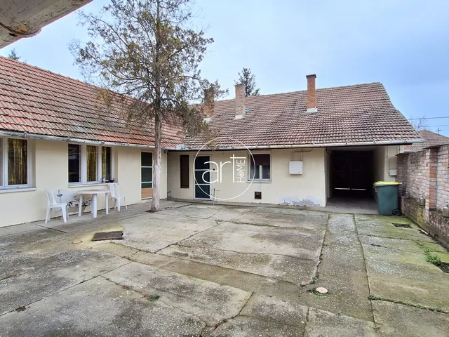 Eladó ház Hódmezővásárhely 75 nm