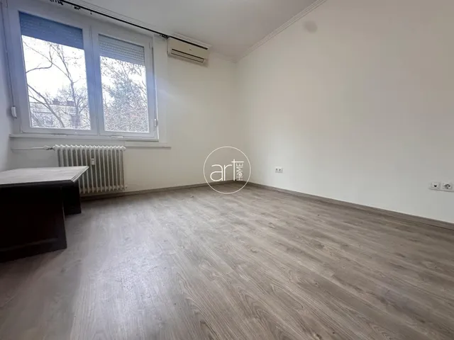 Eladó lakás Szeged, Újszeged, Fésű utca 49 nm