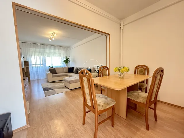 Eladó lakás Szeged, Újrókus, Nyitra utca 55 nm