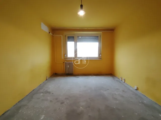 Eladó lakás Szeged, Makkosház 47 nm