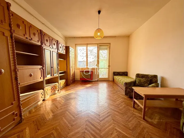 Eladó lakás Szeged, Belváros, Mars tér 41 nm