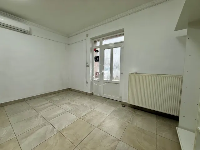 Kiadó kereskedelmi és ipari ingatlan Szeged, Kecskés István-telep 34 nm