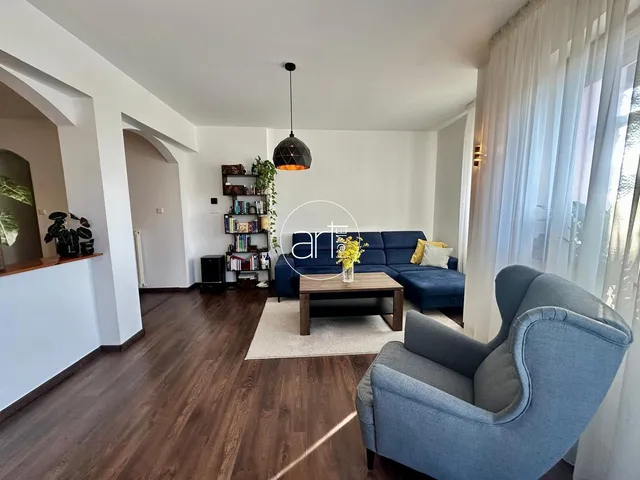 Eladó lakás Szeged, Móraváros 78 nm