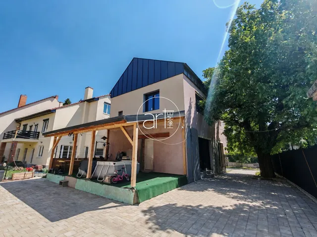 Eladó ház Szeged, Újszeged 151 nm