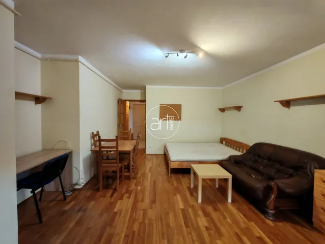 Kiadó lakás Szeged, Móraváros, Móra utca 30 nm