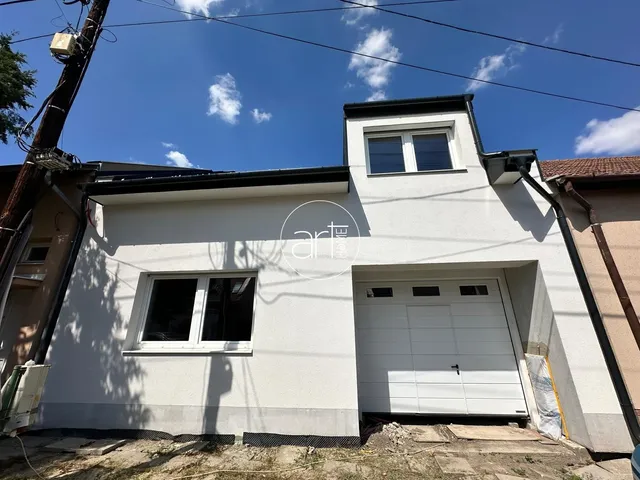 Eladó ház Szeged, Móraváros 145 nm