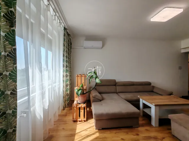 Kiadó lakás Szeged, Rókus 69 nm