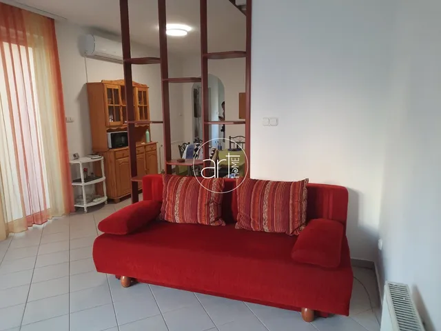 Kiadó ház Szeged, Alsóváros, Szentháromság utca 100 nm