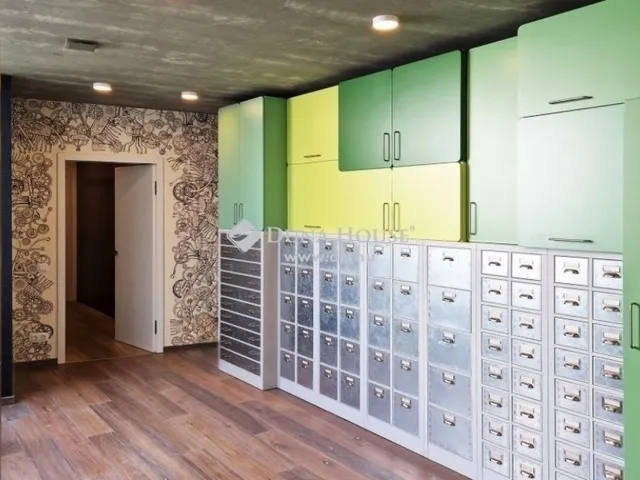 Eladó ház Budapest III. kerület 311 nm