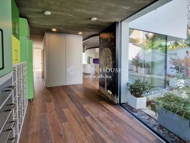 Eladó ház Budapest III. kerület 311 nm