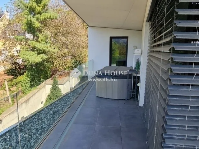 Eladó ház Budapest III. kerület 311 nm