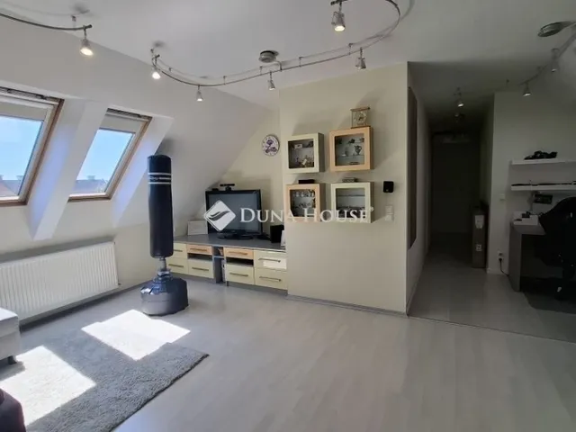 Eladó lakás Budapest III. kerület 145 nm