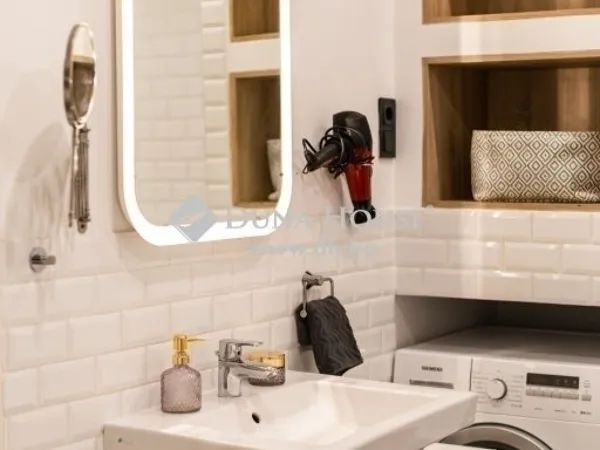 Eladó lakás Budapest V. kerület 130 nm