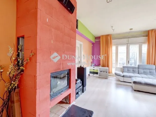 Eladó ház Budapest II. kerület 320 nm