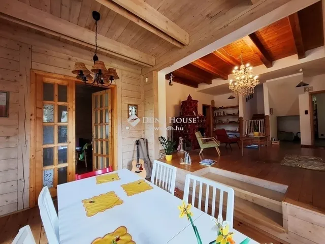 Eladó ház Nagykovácsi 232 nm