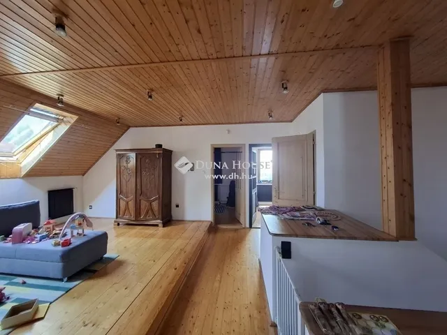 Eladó ház Nagykovácsi 232 nm