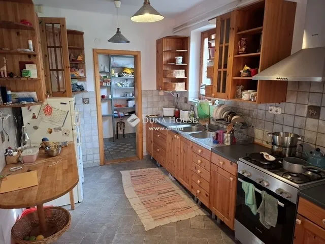 Eladó ház Nagykovácsi 232 nm