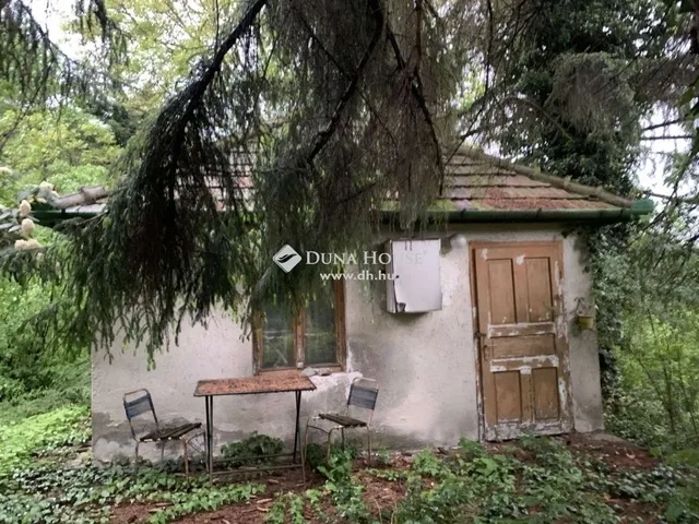 Eladó telek Budapest II. kerület 666 nm