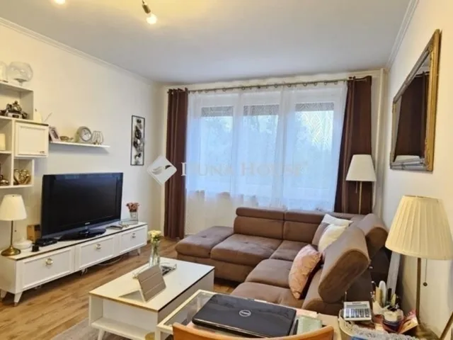 Eladó lakás Budapest III. kerület, Kaszásdűlő 51 nm