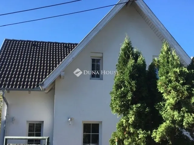 Eladó ház Solymár 150 nm