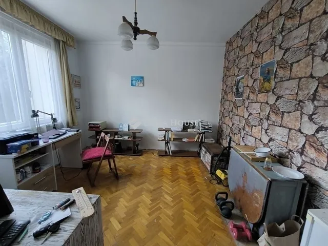 Eladó lakás Budapest II. kerület 69 nm
