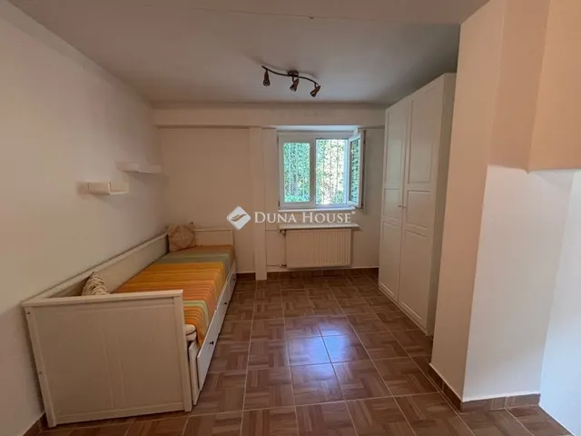 Kiadó ház Budapest II. kerület 220 nm