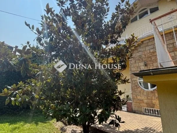 Kiadó ház Budapest II. kerület 220 nm