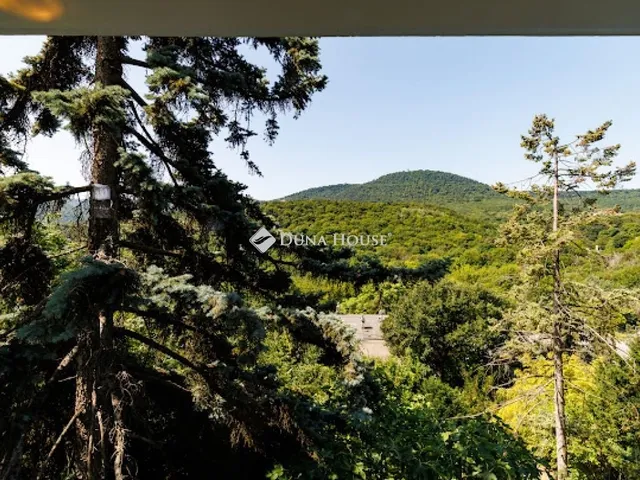 Eladó lakás Budapest II. kerület 96 nm