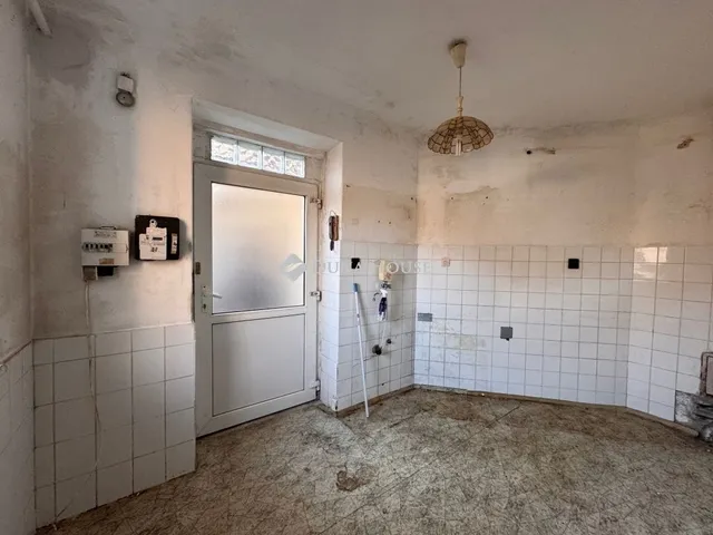 Eladó lakás Budapest II. kerület 28 nm