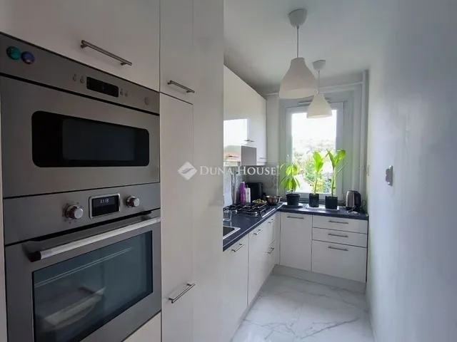 Eladó lakás Budapest III. kerület, Békásmegyer 57 nm