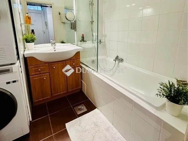 Eladó lakás Budapest I. kerület 53 nm