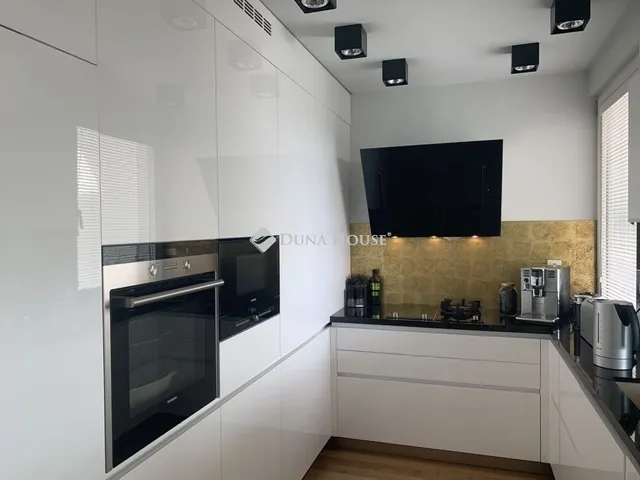 Eladó lakás Budapest II. kerület 97 nm