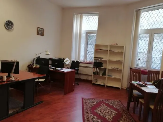 Eladó lakás Budapest I. kerület 89 nm