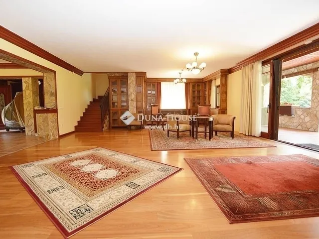 Eladó ház Budapest II. kerület 296 nm