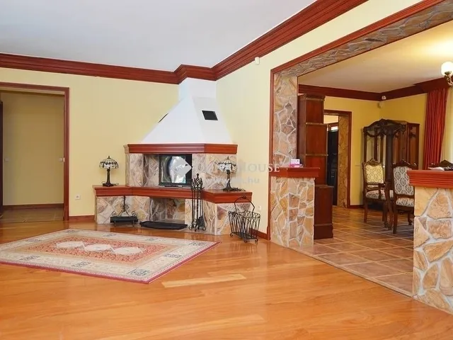 Eladó ház Budapest II. kerület 296 nm