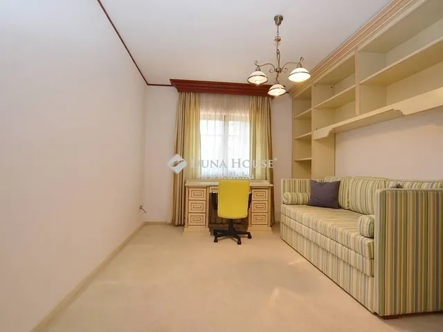 Eladó ház Budapest II. kerület 296 nm