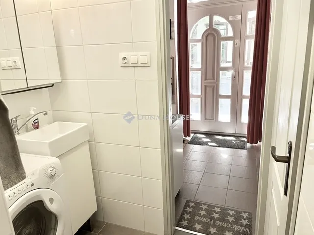 Eladó lakás Budapest V. kerület 44 nm