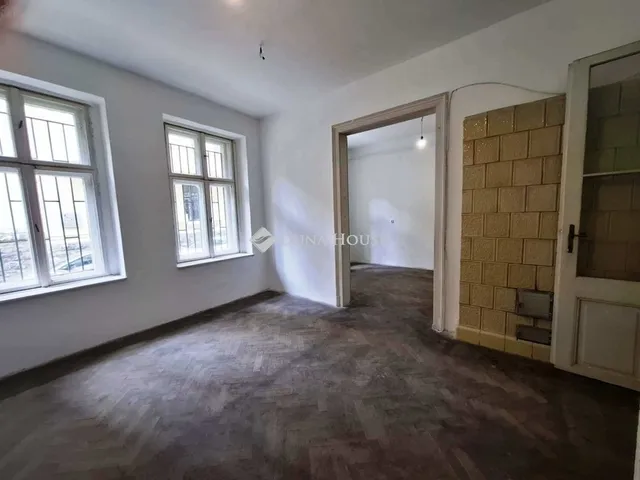 Eladó lakás Budapest II. kerület 66 nm