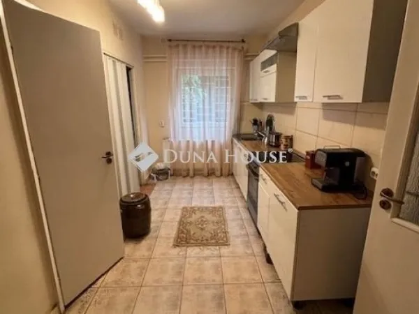 Eladó lakás Budapest II. kerület 150 nm