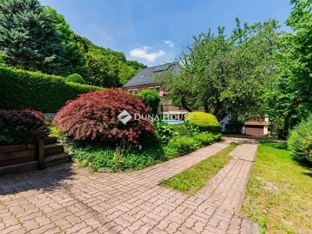 Eladó ház Budapest II. kerület 210 nm