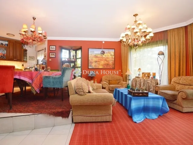 Eladó ház Budapest II. kerület 190 nm