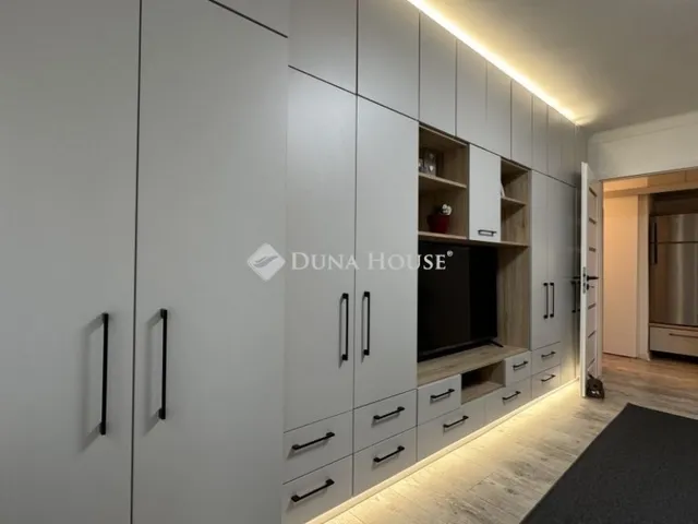 Eladó lakás Budapest III. kerület 47 nm