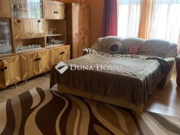 Eladó ház Tolna 140 nm