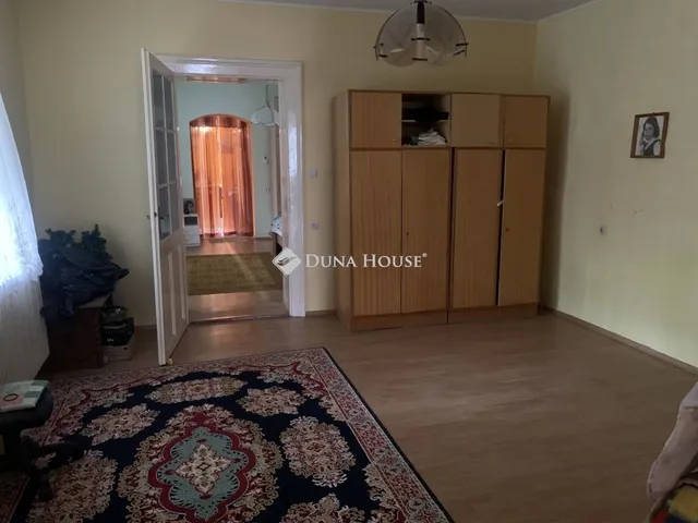 Eladó ház Tolna 140 nm