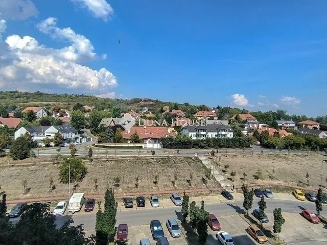 Eladó lakás Budapest III. kerület 57 nm