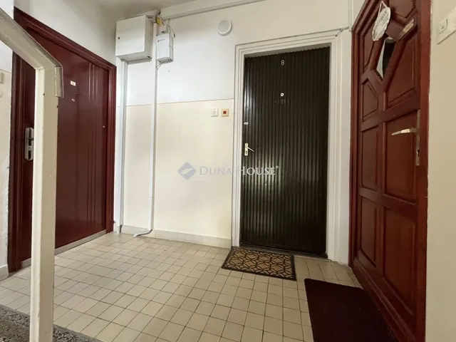 Eladó lakás Paks 52 nm